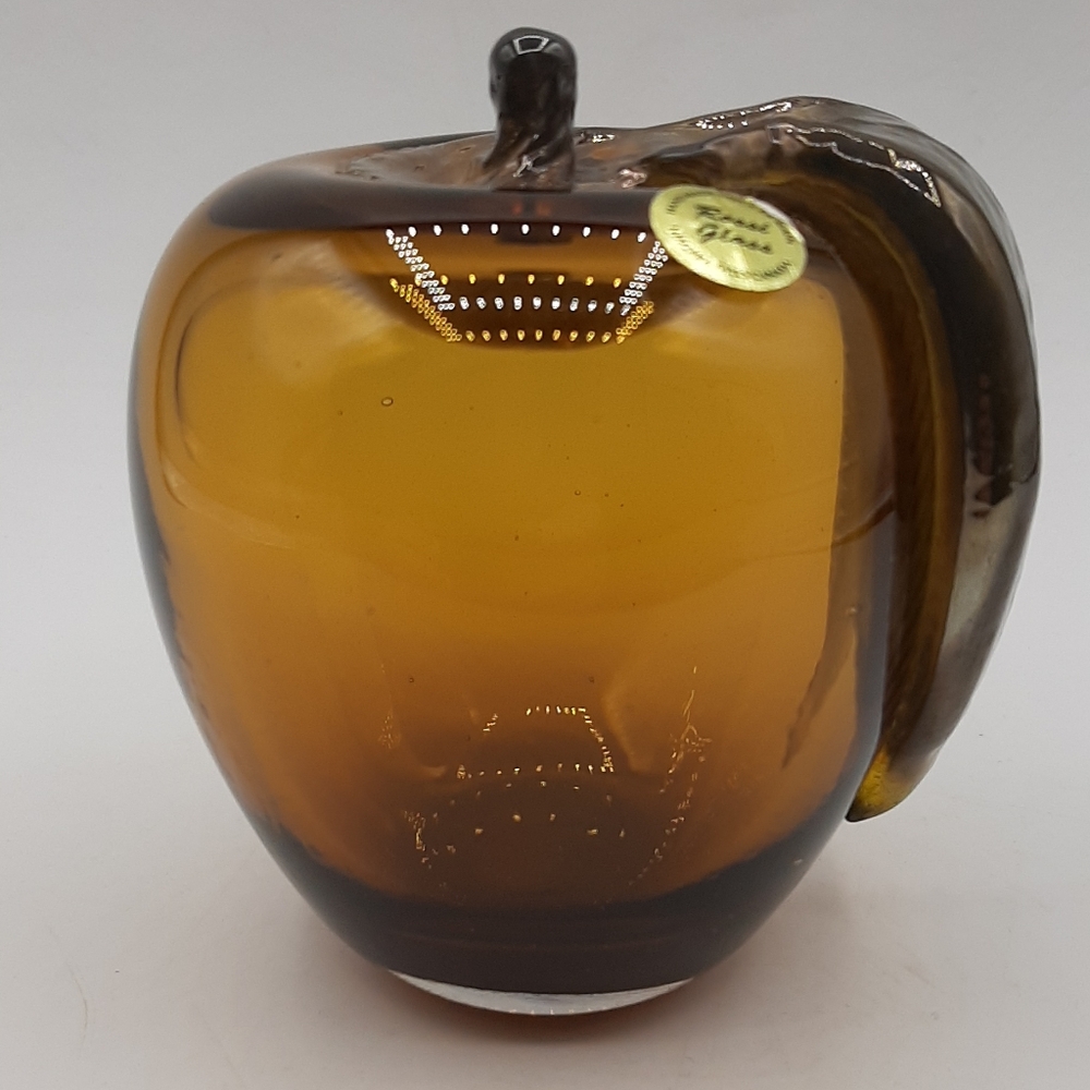 Rare Rossi Niagara Falls Canada Hand Blown Amber Glass Apple With Label